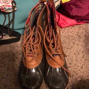 duck boots